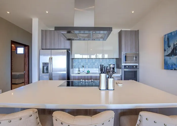Ocean View Luxe Condo, 3br 3ba, 5 Minutes To Medano! Appartamento Cabo San Lucas