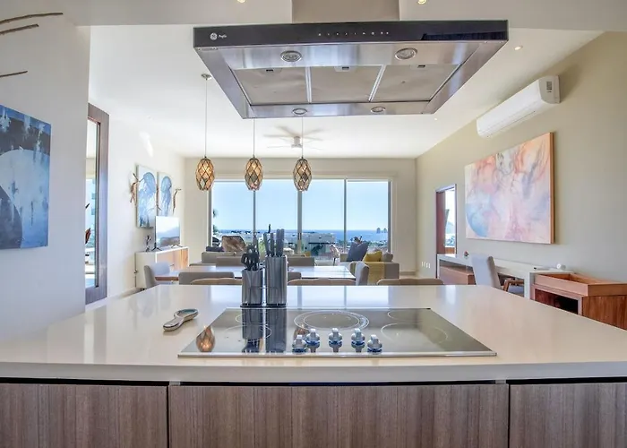 Ocean View Luxe Condo, 3br 3ba, 5 Minutes To Medano! Appartamento Cabo San Lucas