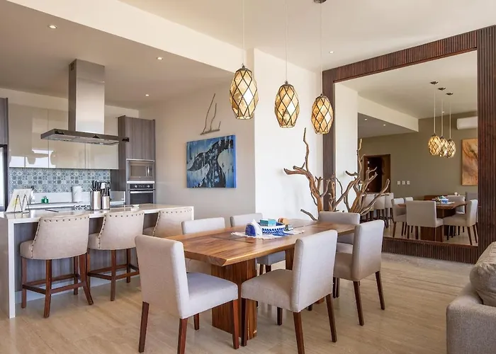 Ocean View Luxe Condo, 3br 3ba, 5 Minutes To Medano! Appartamento