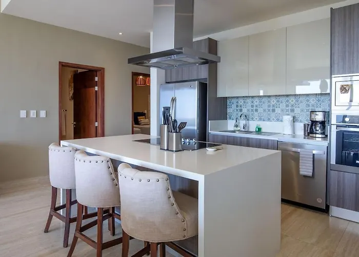 Ocean View Luxe Condo, 3br 3ba, 5 Minutes To Medano! Appartamento Cabo San Lucas